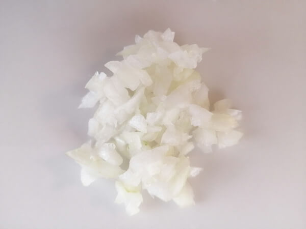 ぶんぶんチョッパーで10回切った玉ねぎ