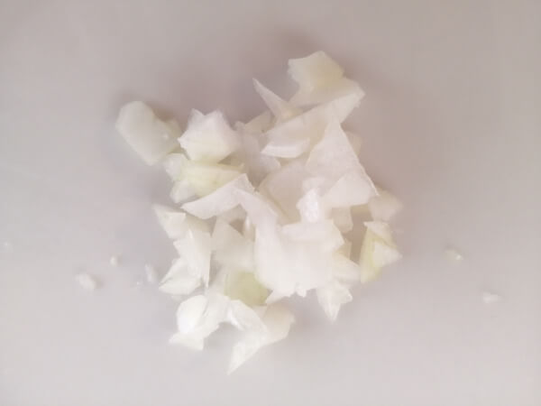 ぶんぶんチョッパーで5回切った玉ねぎ