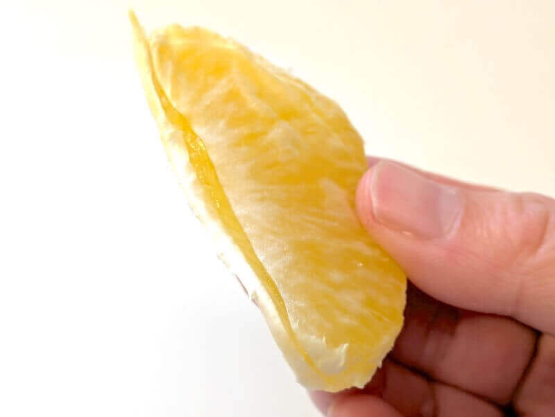 ムッキーちゃんで切った八朔薄皮