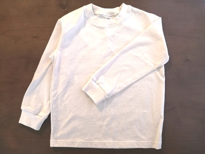 無印良品の太番手クルーネック長袖Ｔシャツ（キッズ）